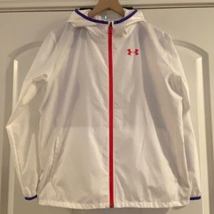 Girls Under Armour Windbreaker Youth XL, Rarely Worn, In Perfect Condition